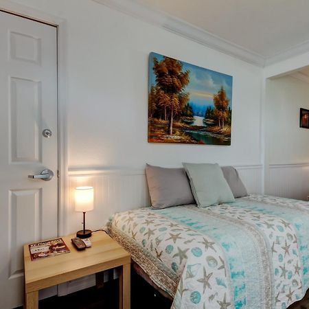 Carousel Suites -Редингтон-Шорс Экстерьер фото