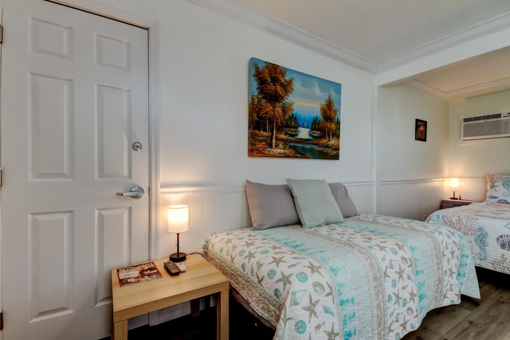 Carousel Suites -Редингтон-Шорс Экстерьер фото